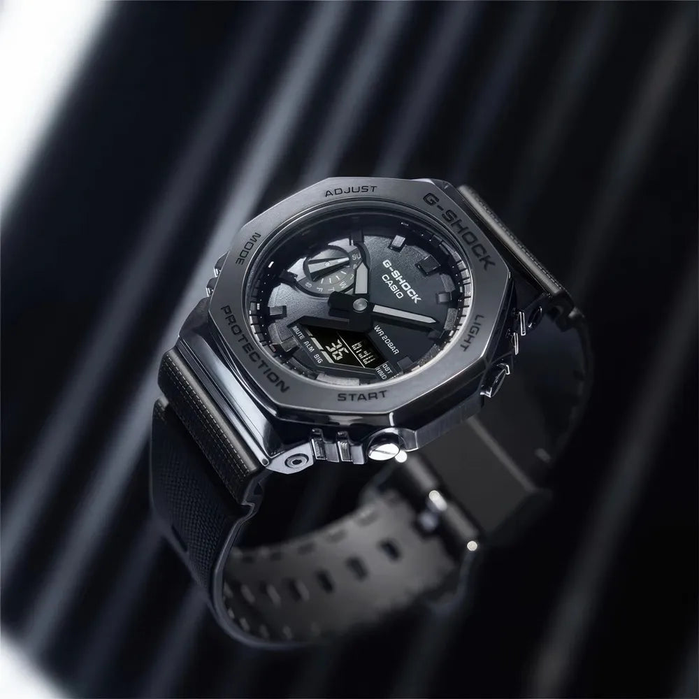 G-SHOCK GM-2100BB-1A