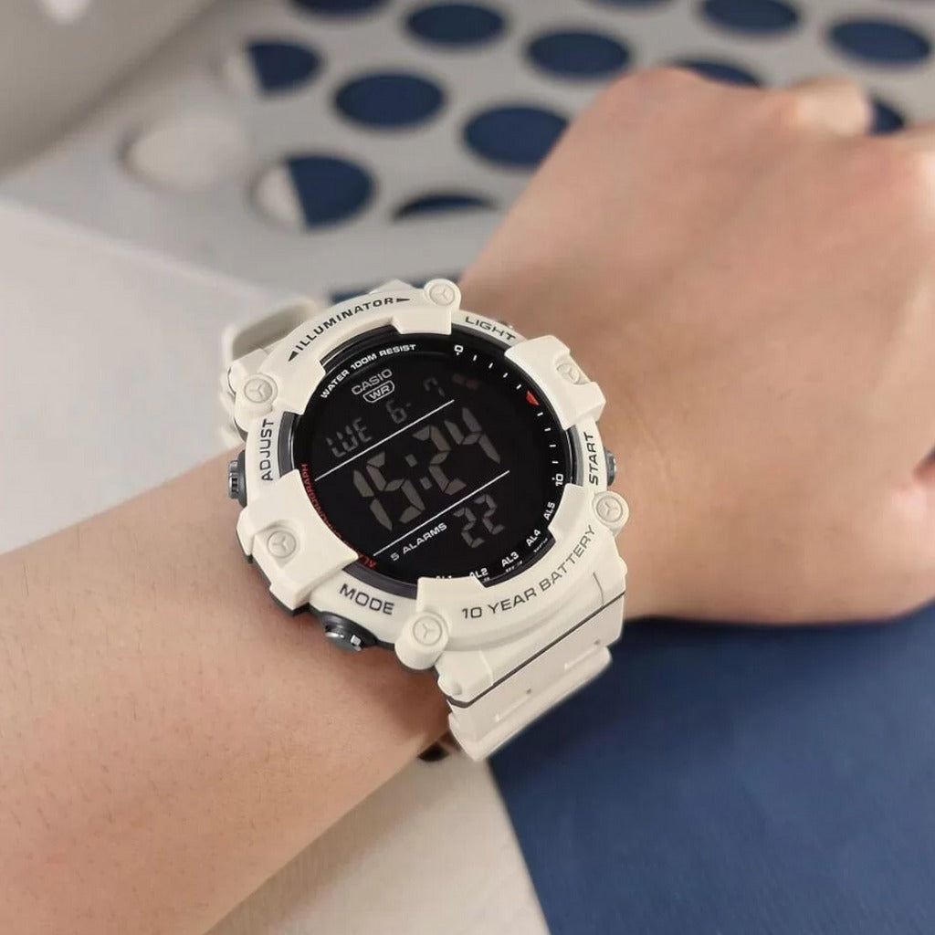 CASIO AE-1500WH-8B2