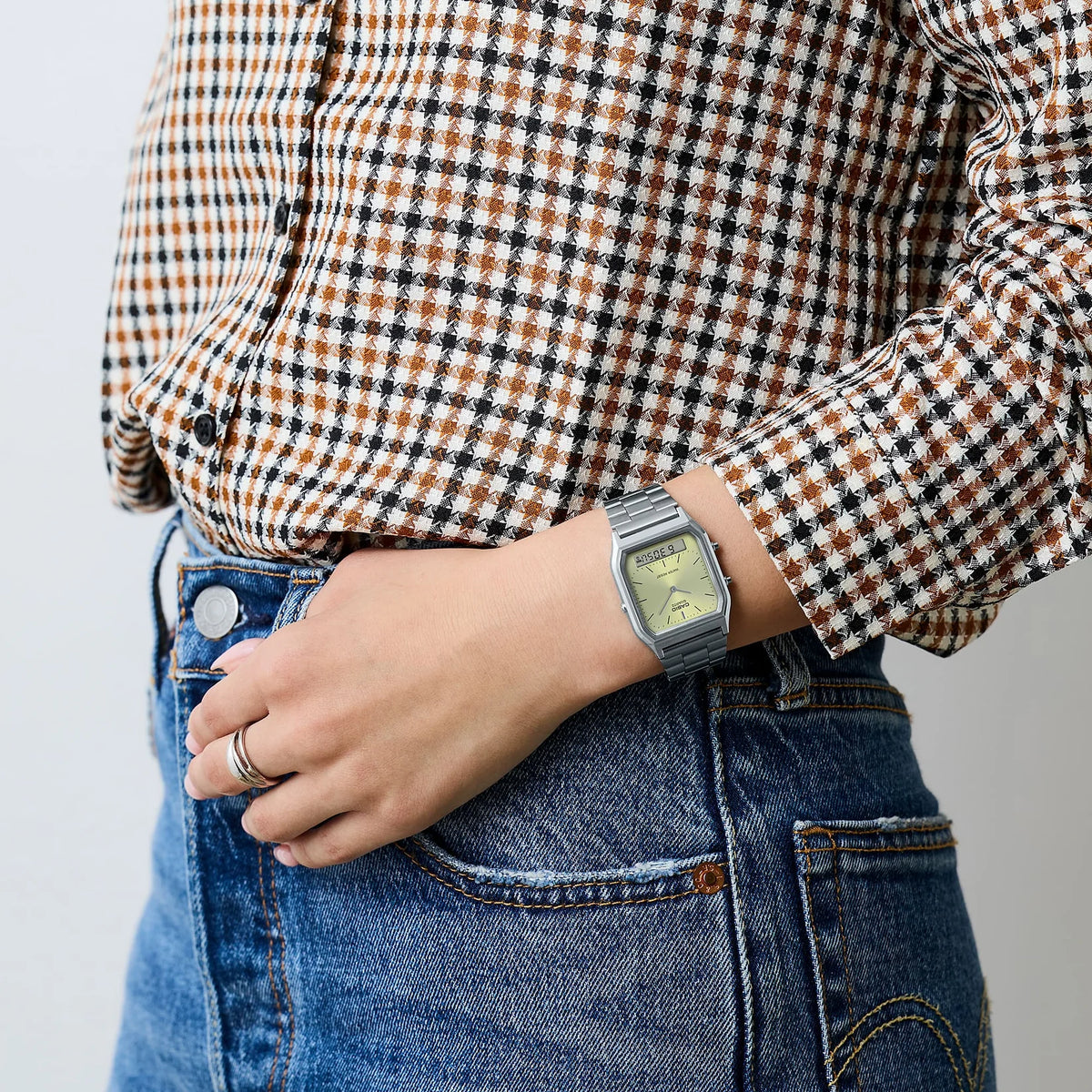 CASIO AQ-230A-9AMQY