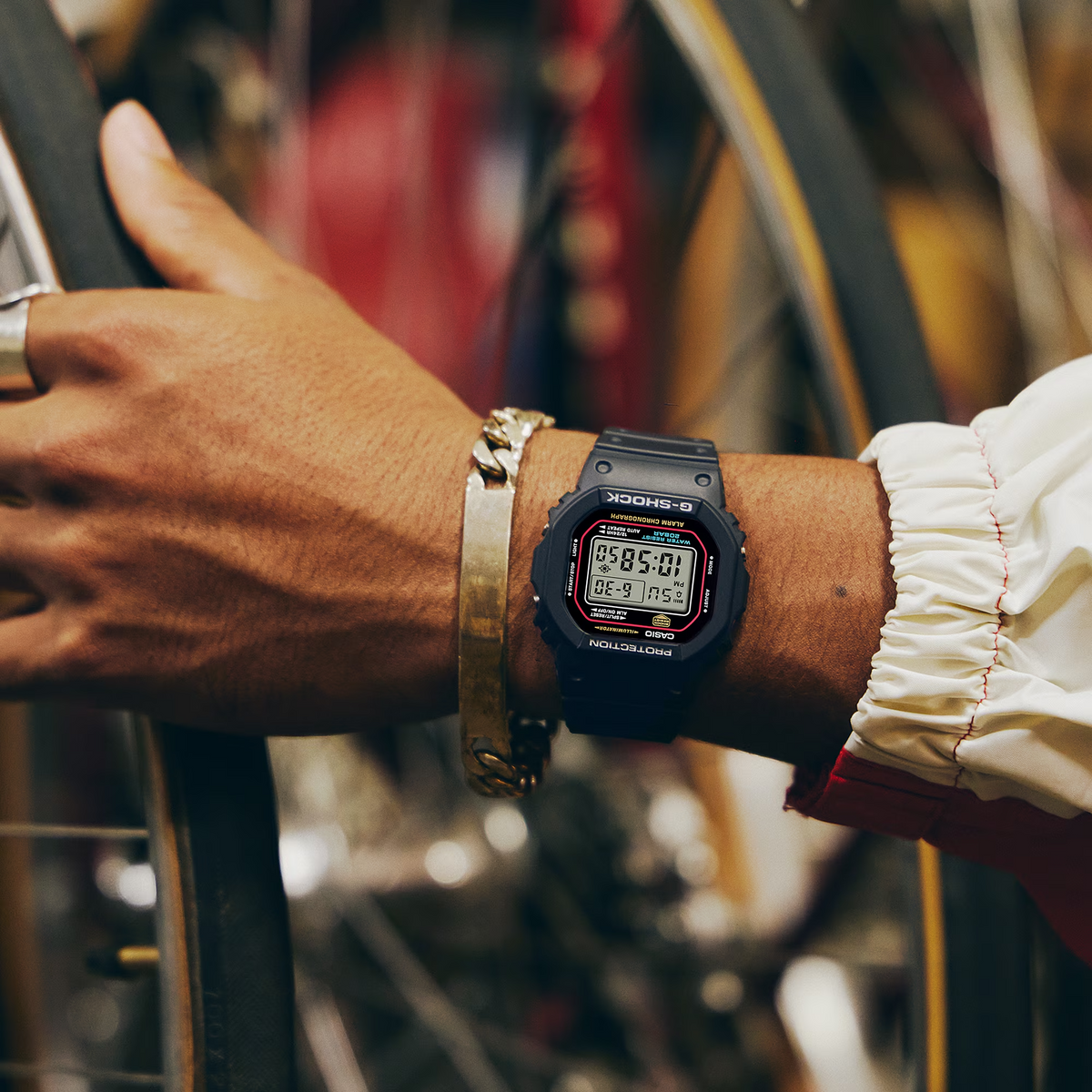 G-SHOCK DW-5600RL-1DR