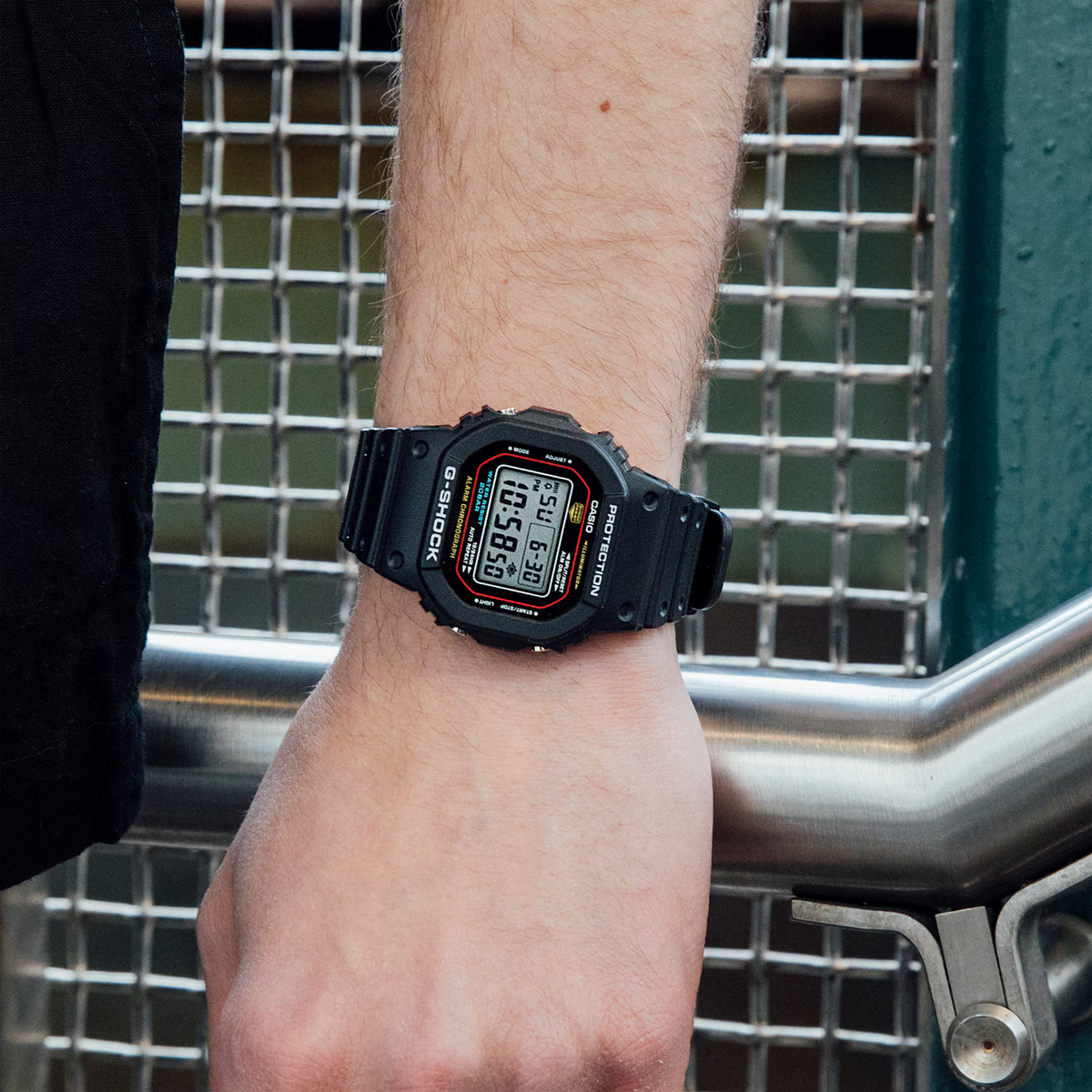 G-SHOCK DW-5600RL-1DR