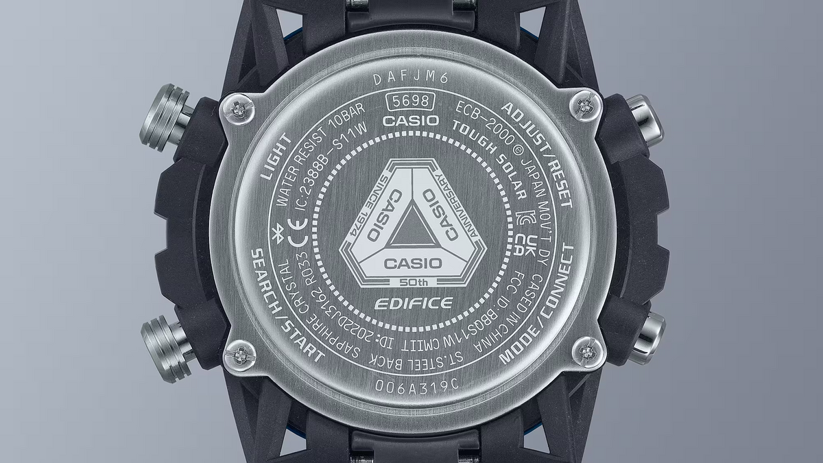 EDIFICE ECB-2000SS-2A