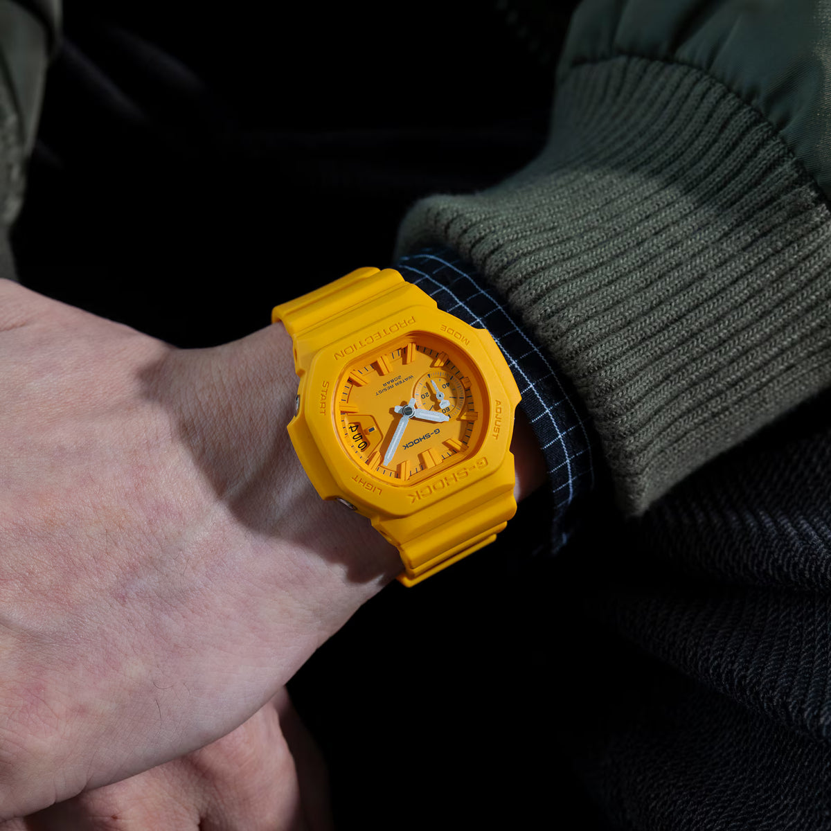 G-SHOCK GAC-2500-9A