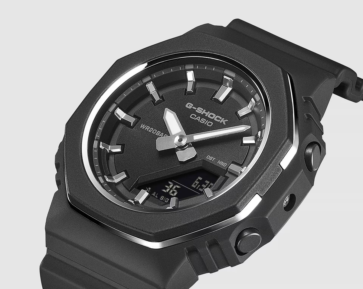 G-SHOCK GMA-P2110-1A