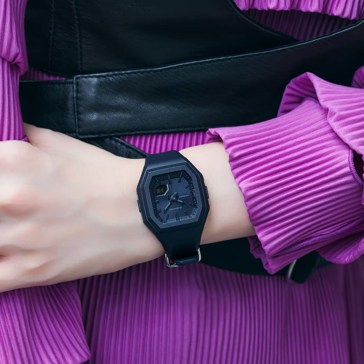 G-SHOCK GMA-S160-2B